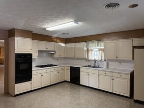 956 Bonnabel Blvd in Metairie, LA - Building Photo - Building Photo