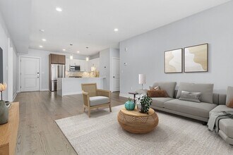 2 Cliveden St in Quincy, MA - Building Photo - Building Photo