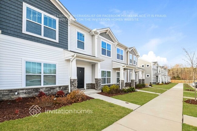 1813 Kauri Cliffs Dr in Fuquay Varina, NC - Building Photo - Building Photo