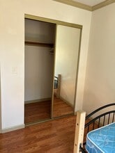 166 Waverly Street, Unit Northeast Room in Sunnyvale, CA - Foto de edificio - Building Photo