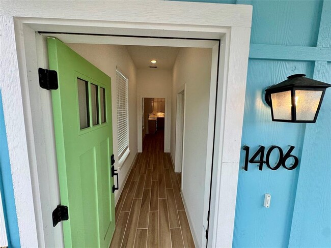1406 38th St in Galveston, TX - Building Photo - Building Photo