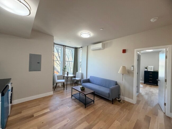 3703 Powelton Ave in Philadelphia, PA - Building Photo - Building Photo