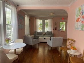 300 10th Ave, Unit SWI in Belmar, NJ - Foto de edificio - Building Photo
