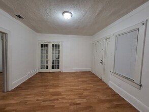 4304 Springfield Blvd, Unit 1 in Jacksonville, FL - Foto de edificio - Building Photo
