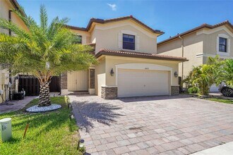 10072 NW 87th Terrace in Doral, FL - Building Photo - Building Photo