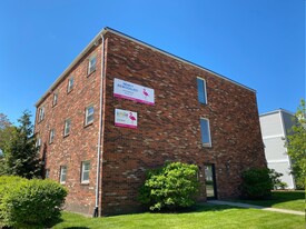 511 E White Apartments