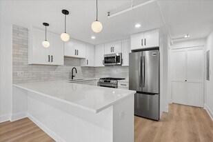 2601 N. California in Chicago, IL - Building Photo