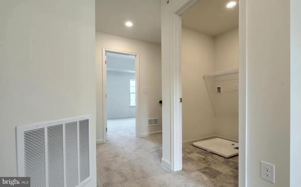 4118 Orrs Bridge Rd in Mechanicsburg, PA - Building Photo