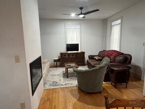 811 Center St in New Ulm, MN - Foto de edificio - Building Photo