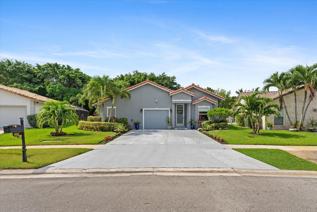 10167 Camelback Ln in Boca Raton, FL - Foto de edificio