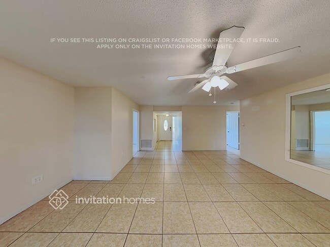 1170 Brook Dr W in Dunedin, FL - Foto de edificio - Building Photo