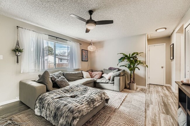 12960 Hazel Dr in Broomfield, CO - Building Photo - Building Photo