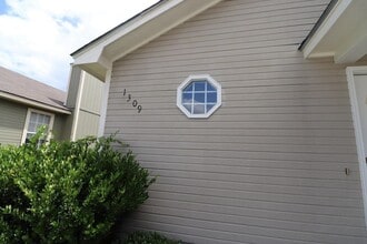 1309 Old Mill Pl in Valdosta, GA - Building Photo - Building Photo