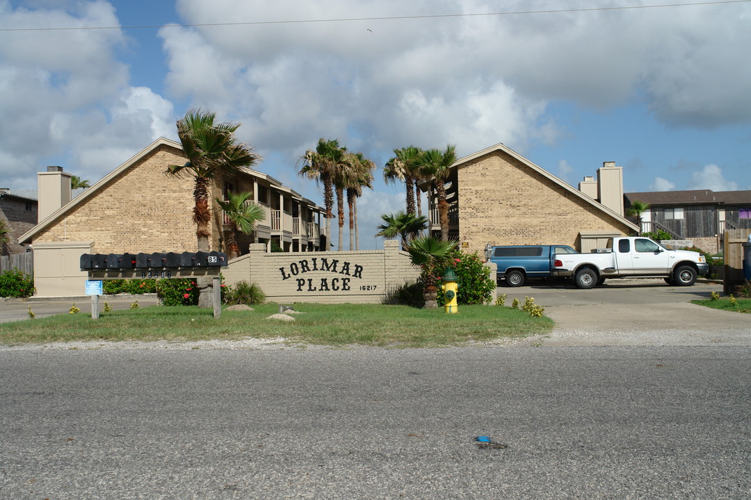 15217 Leeward Dr in Corpus Christi, TX - Building Photo