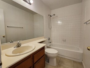 2241 Highpointe Dr in Laughlin, NV - Building Photo - Building Photo