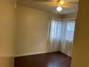 3640 W 102nd St in Inglewood, CA - Building Photo - Building Photo