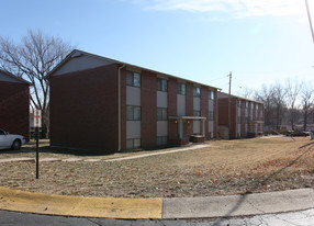 9523-9537 Noland Rd Apartamentos