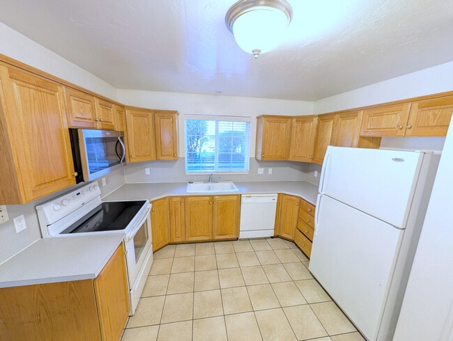 361 E 1420 S in Orem, UT - Building Photo - Building Photo