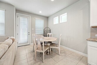 3104 Planters Peak Dr in Houston, TX - Building Photo - Building Photo