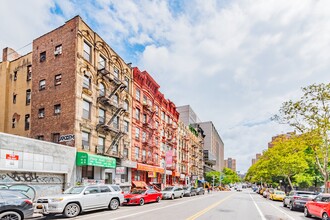 217 Madison St in New York, NY - Building Photo - Building Photo