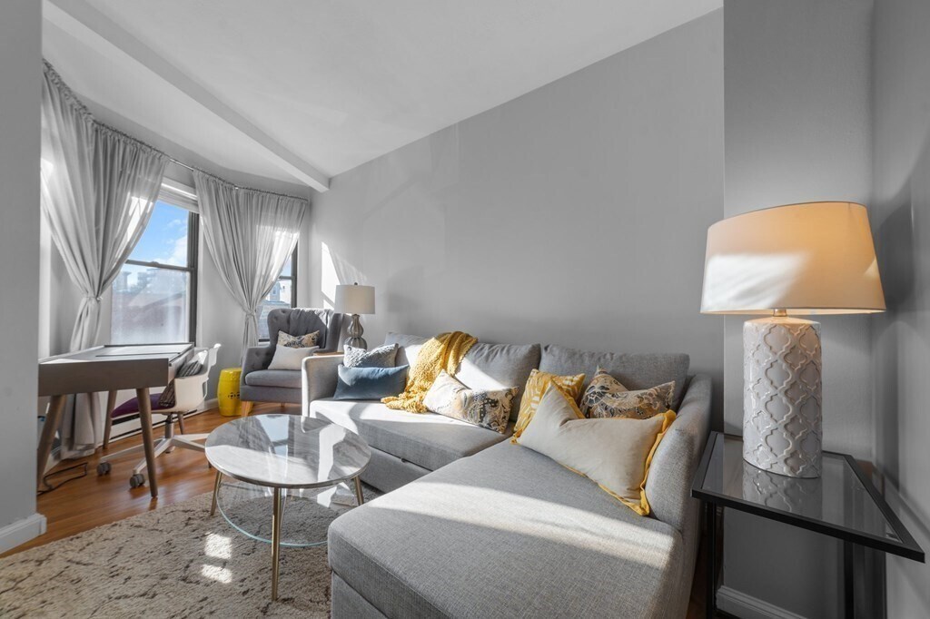 1810 Dorchester Ave, Unit 3 in Boston, MA - Building Photo