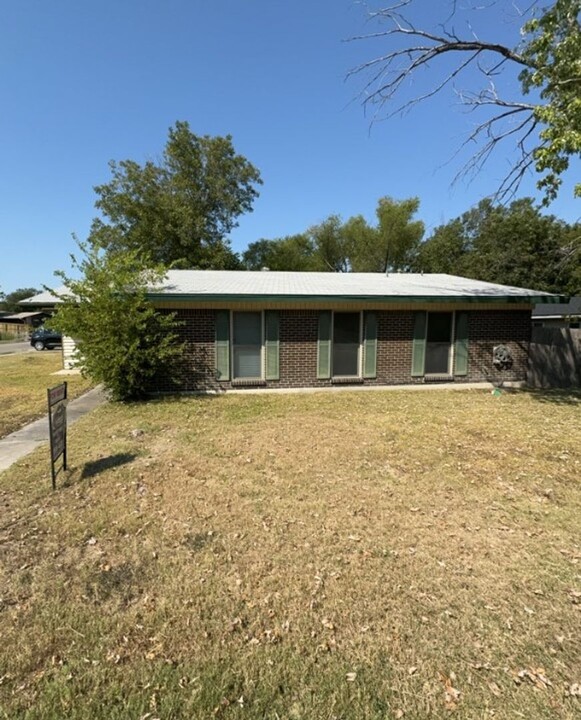 1417 Camilla Rd in Killeen, TX - Building Photo