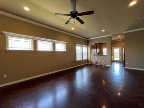 3004 Stallion Dr in Robinson, TX - Building Photo - Building Photo