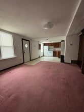 912 Highland Ave in Pitcairn, PA - Foto de edificio - Building Photo