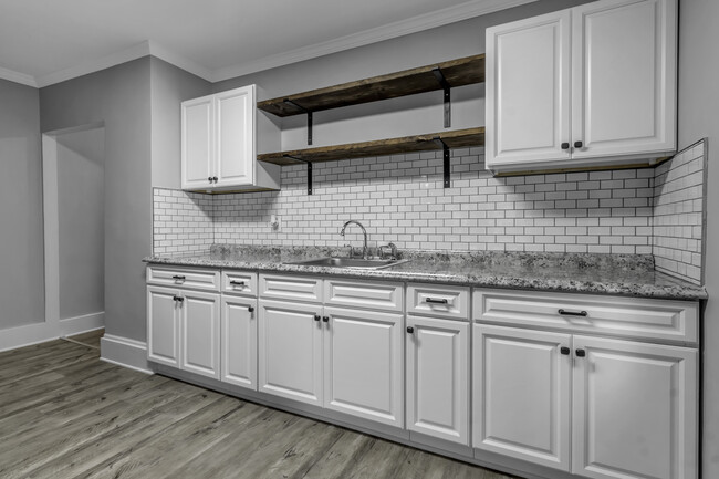 property at 1703 Seneca St