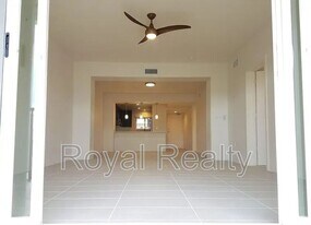 455 Kailua Rd in Kailua, HI - Building Photo