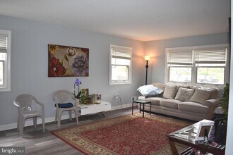 12176 Dove Cir in Laurel, MD - Building Photo - Building Photo