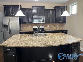 6026 Stonewater Ct in Huntsville, AL - Building Photo - Building Photo