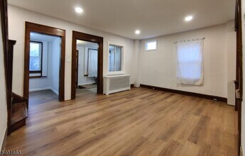 86 Brookdale Ave in Nutley, NJ - Building Photo - Building Photo