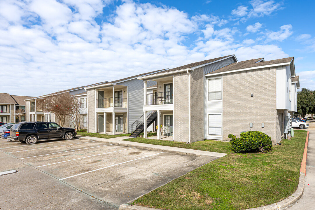 Sherwood Place in Baton Rouge, LA - Foto de edificio