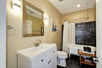 172 N Keats Ave, Unit 6 in Louisville, KY - Foto de edificio - Building Photo