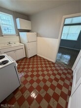 310 Vine Ave in Salem, OH - Foto de edificio - Building Photo