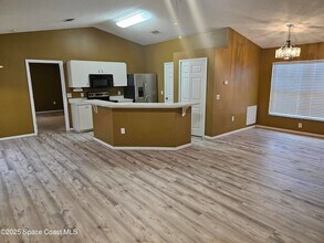 1539 Glencove Ave NW in Palm Bay, FL - Building Photo - Building Photo