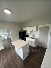 5730 Holden St in Pittsburgh, PA - Building Photo - Building Photo