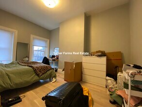 1 Wigglesworth St, Unit 1 in Boston, MA - Foto de edificio - Building Photo