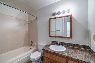 Cascade Village in Ellensburg, WA - Building Photo - Building Photo