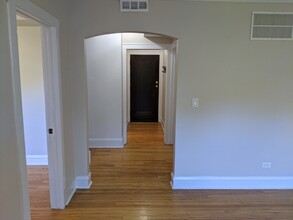 716 Reba Pl, Unit 16-3N in Evanston, IL - Foto de edificio - Building Photo