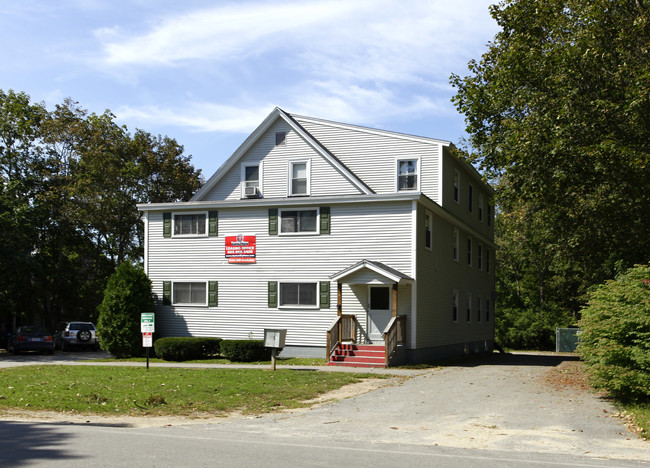 37 Madbury Rd in Durham, NH - Foto de edificio - Building Photo