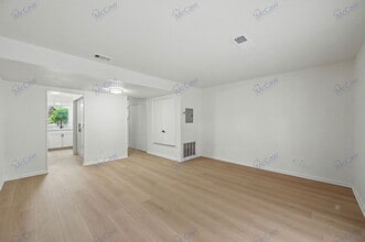 820 Wildwood Ln in Grapevine, TX - Foto de edificio - Building Photo