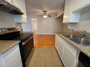 626 E Verdugo Ave in Burbank, CA - Building Photo - Building Photo