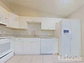 3028 Patel Dr in Winter Park, FL - Building Photo - Building Photo