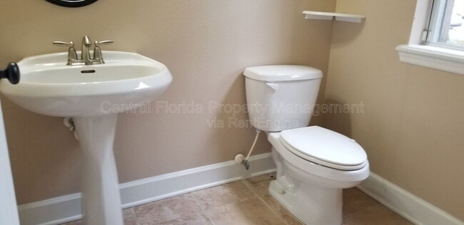 2216 Musselwhite Ave in Orlando, FL - Building Photo - Building Photo