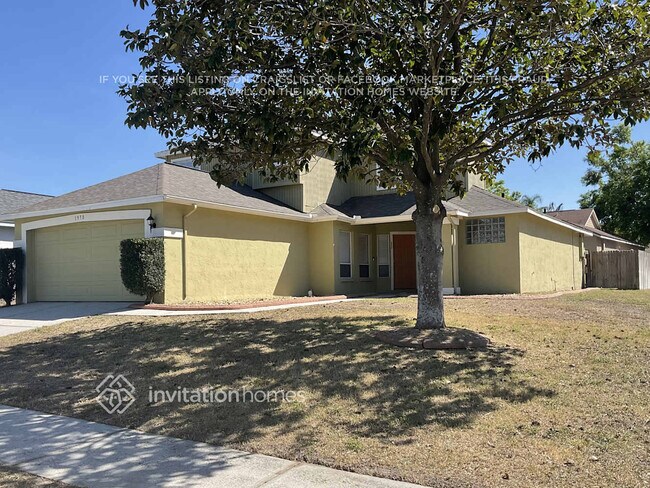 1970 Erin Brooke Dr in Valrico, FL - Foto de edificio - Building Photo