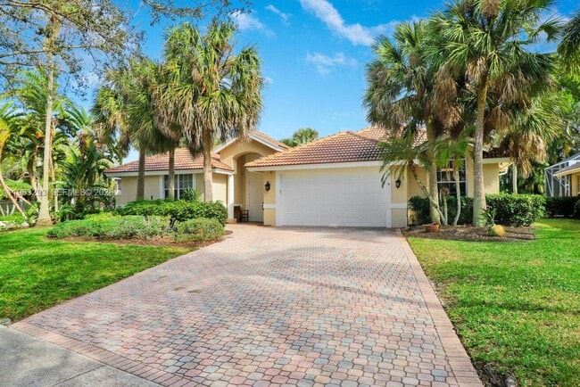 property at 6995 Cypress Cove Cir