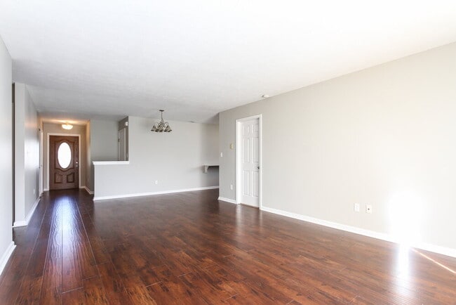 6667 W Longview Dr in McCordsville, IN - Building Photo - Building Photo