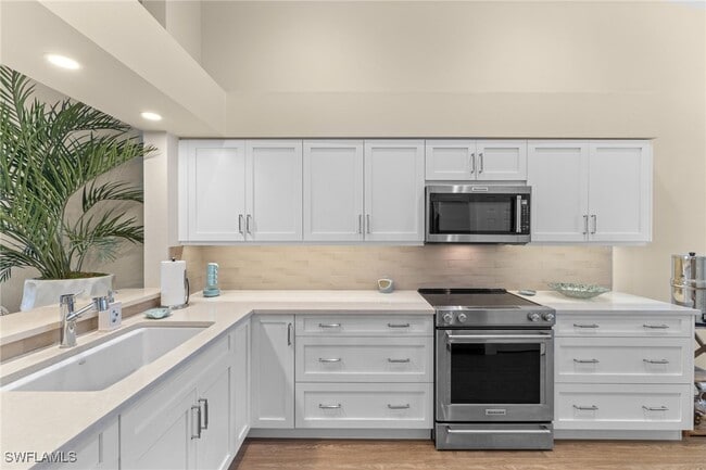 property at 2215 Chesterbrook Ct